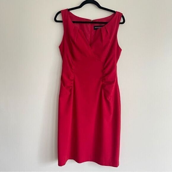 Sharagano Dresses & Skirts - Sharagano Vintage RED Sleeveless Sexy Ruched Dress Women’s Size 10